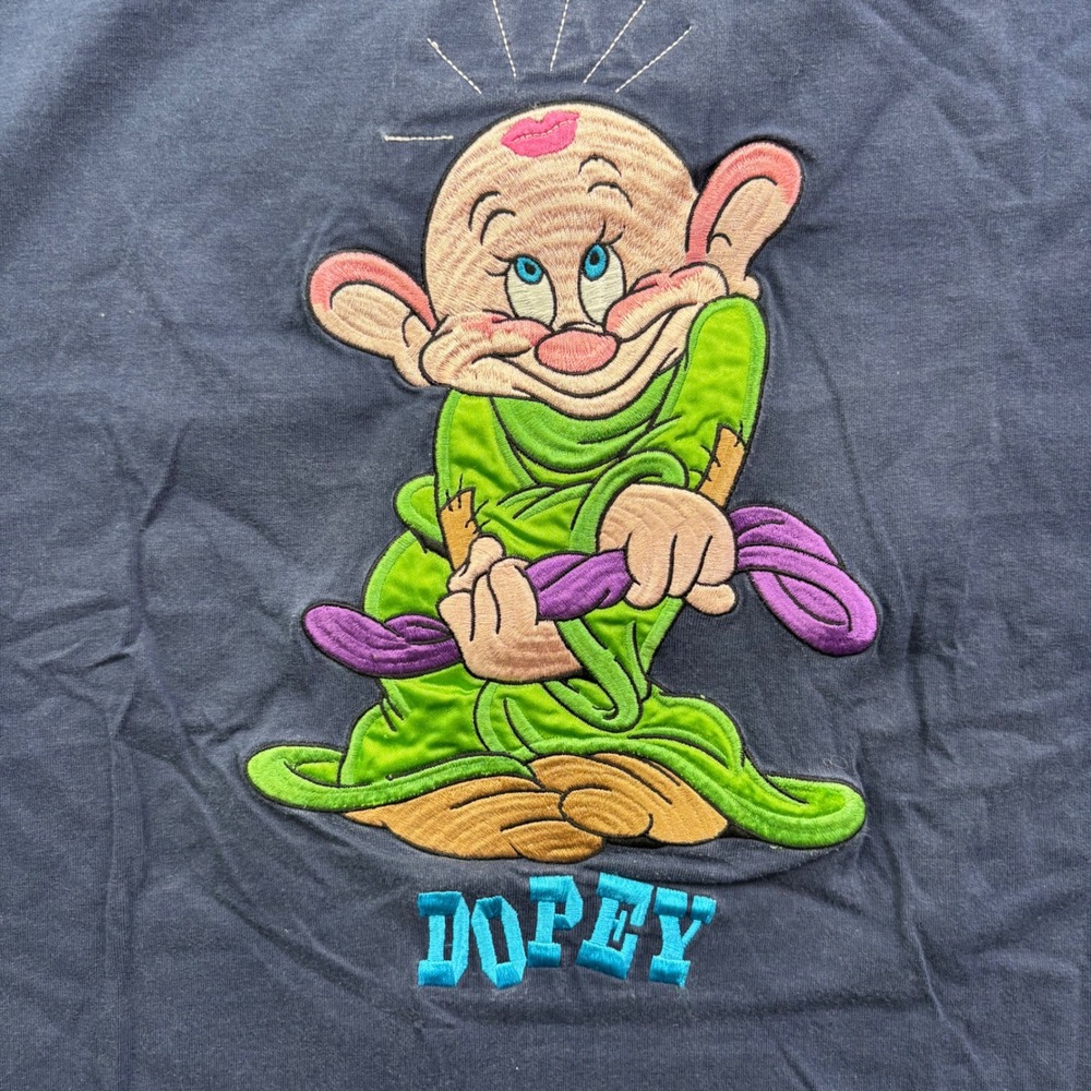 Vintage Disney Store Dopey Embroidered T-Shirt Navy Blue Mens XL Snow White 90s - Picture 3 of 6